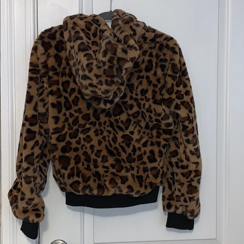 Cheetah Jacket - Picture 2 of 2